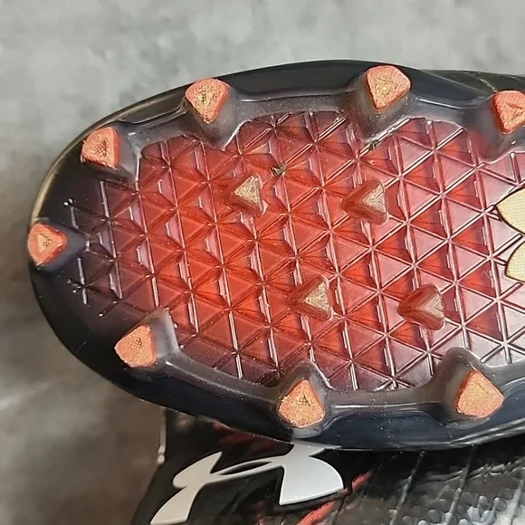 Under Armour Men's Football Cleats - Picture 6 of 13